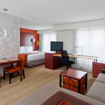 Residence Inn By Marriott Dallas Льюисвилл Экстерьер фото