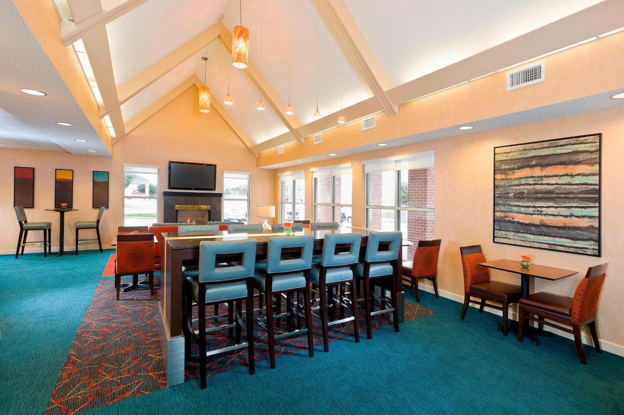 Residence Inn By Marriott Dallas Льюисвилл Экстерьер фото
